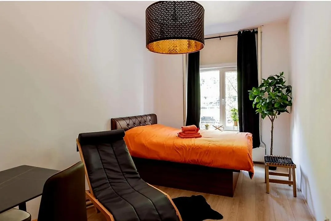 Recharge Hostel Rotterdam 0*,  Netherlands