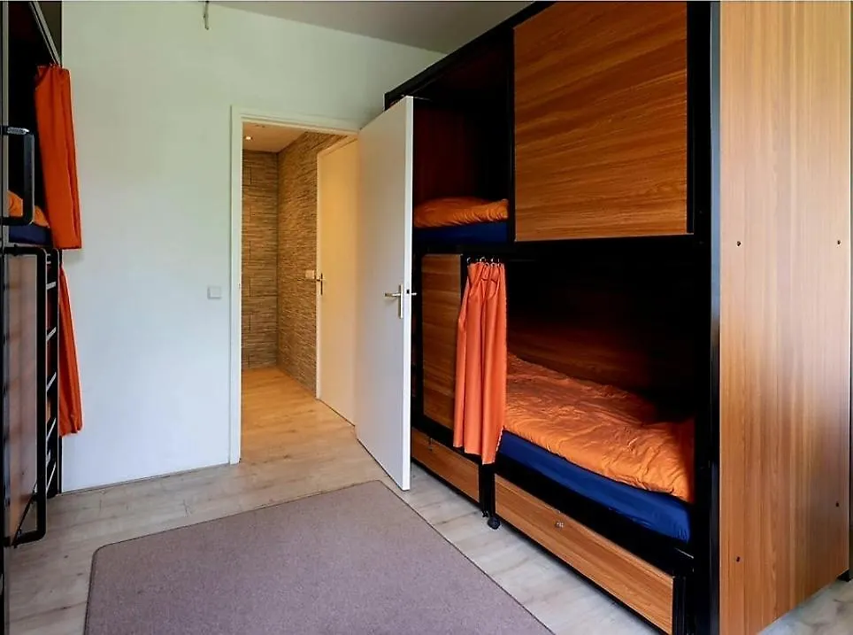 Recharge Hostel Rotterdam
